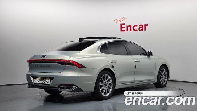 Hyundai Grandeur Calligraphy — пробег 75 010 км — фото 2 из 5