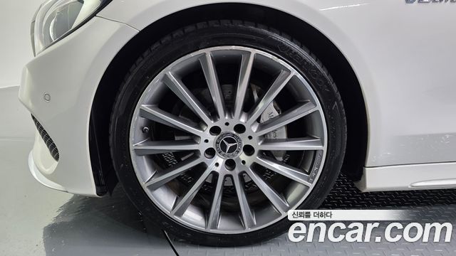 Mercedes-Benz C-Class из Кореи Encar