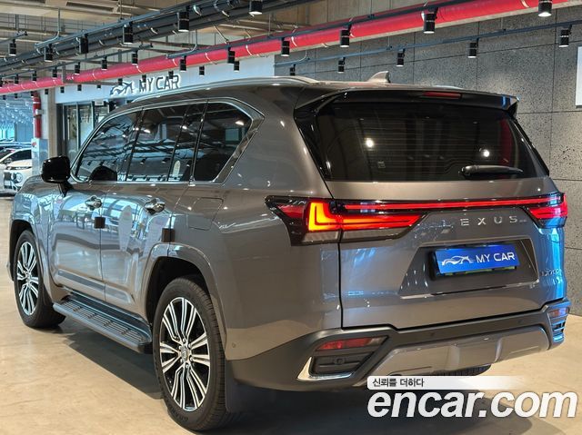 Lexus LX 700h Luxury — пробег 6 988 км — фото 4 из 5