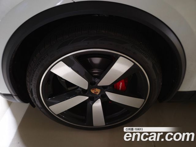 Porsche Macan из Кореи Encar
