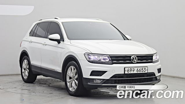 Volkswagen Tiguan 2.0 TDI Premium — пробег 54 228 км — фото 3 из 5