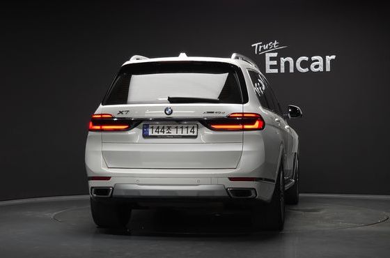 BMW X7 xDrive 40d Design Pure Excellence 6-Seater — пробег 40 270 км — фото 4 из 5