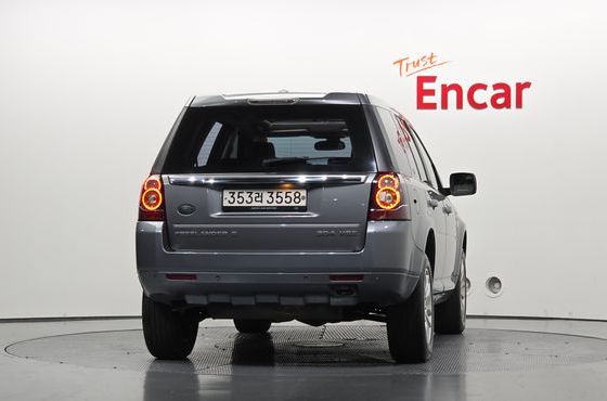 Land Rover Freelander 2.2 SD4 HSE — пробег 247 745 км — фото 4 из 5