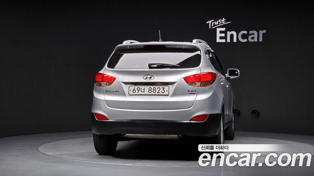 Hyundai Tucson Diesel 2WD X20 Special Pack — пробег 118 820 км — фото 4 из 5