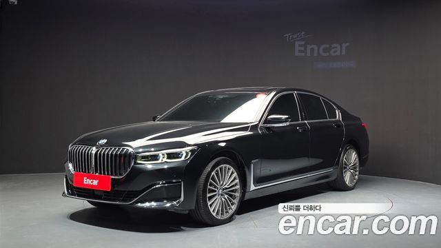 BMW 7-Series 740d xDrive Design Pure Excellence — пробег 100 170 км — фото 1 из 5