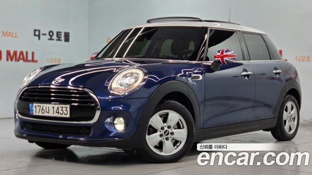 Mini Cooper Mid 3rd — пробег 95 417 км — фото 2 из 5