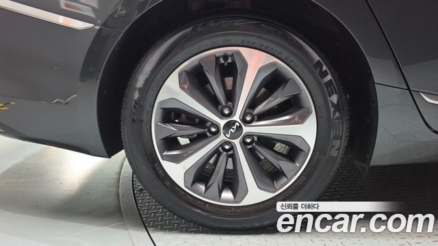 Kia K8 из Кореи Encar