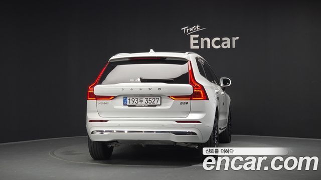Volvo XC60 B5 Ultimate Bright — пробег 17 746 км — фото 4 из 5