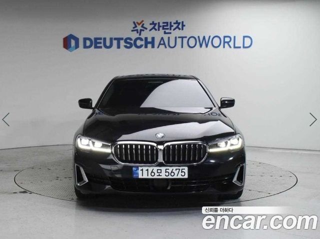 BMW 5-Series 523d Luxury — пробег 44 351 км — фото 1 из 5