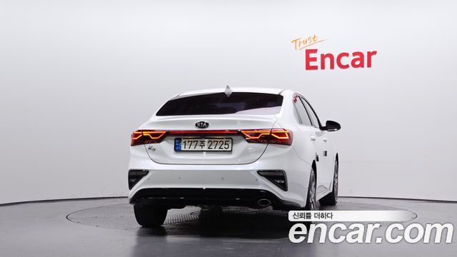 Kia K3 из Кореи Encar