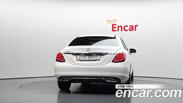 Mercedes-Benz C-Class из Кореи Encar