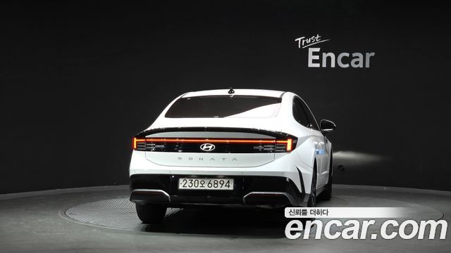 Hyundai Sonata 2.0 Exclusive — пробег 14 057 км — фото 4 из 5