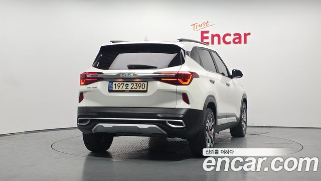Kia Seltos из Кореи Encar