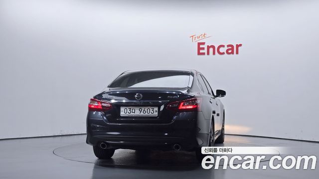 Nissan Altima из Кореи Encar