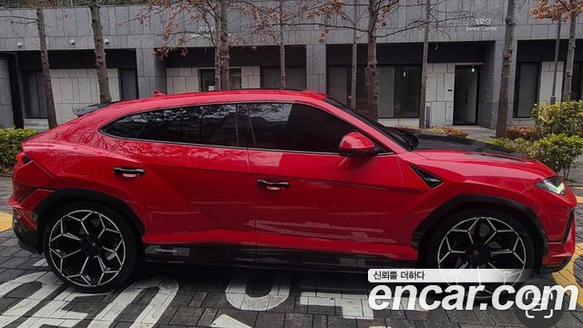 Lamborghini Urus 4.0 V8 Performante — пробег 26 000 км — фото 4 из 5