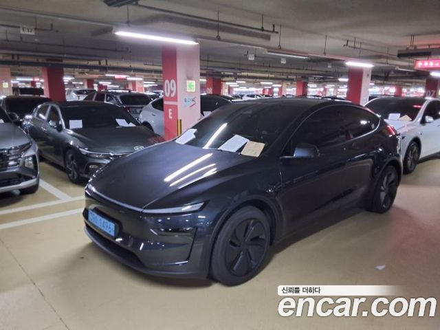 Tesla Model Y Premium RWD — пробег 5 км — фото 5 из 5