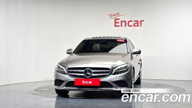 Mercedes-Benz C-Class C220 d Avantgarde — пробег 110 668 км — фото 3 из 5