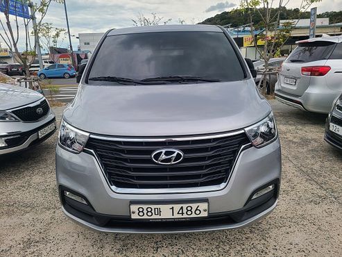 Hyundai Starex Van 5-Seater Modern — пробег 70 154 км — фото 1 из 5