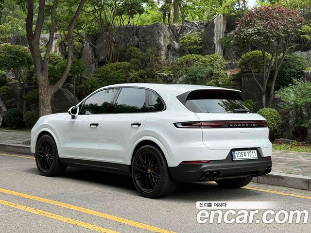 Porsche Cayenne 3.0 — пробег 14 230 км — фото 4 из 5