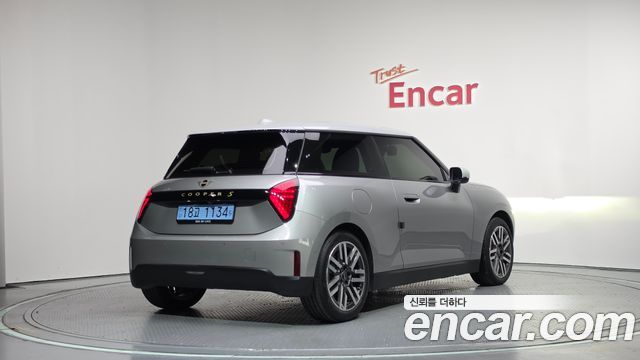Mini Cooper из Кореи Encar