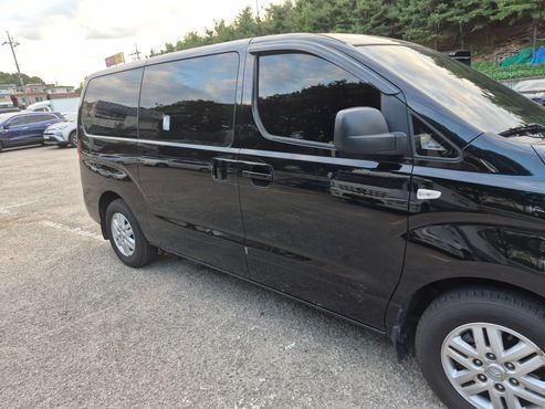 Hyundai Starex Van 3-Seater Smart — пробег 136 000 км — фото 4 из 5