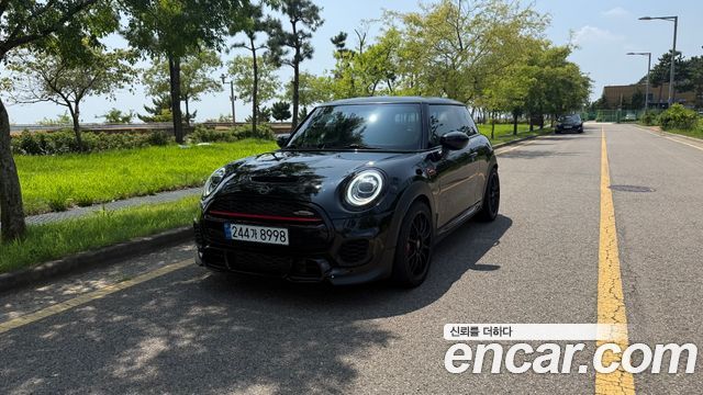 Mini Cooper JCW 3rd Generation — пробег 64 500 км — фото 1 из 5