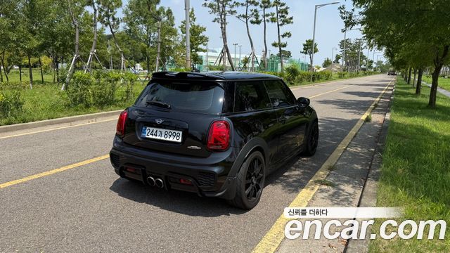 Mini Cooper JCW 3rd Generation — пробег 64 500 км — фото 2 из 5