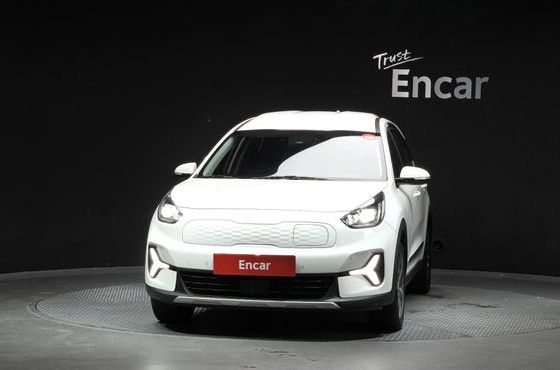 Kia Niro Earth — пробег 159 546 км — фото 3 из 5