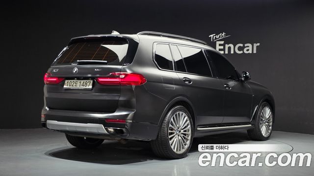BMW X7 xDrive 30d Design Pure Excellent 6-Seater — пробег 70 454 км — фото 2 из 5