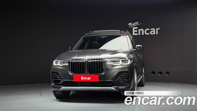 BMW X7 xDrive 30d Design Pure Excellent 6-Seater — пробег 70 454 км — фото 3 из 5