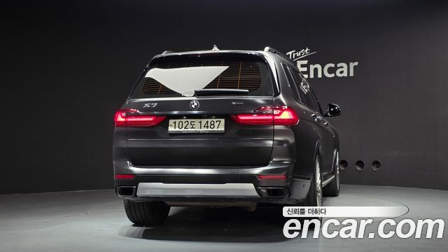 BMW X7 xDrive 30d Design Pure Excellent 6-Seater — пробег 70 454 км — фото 4 из 5