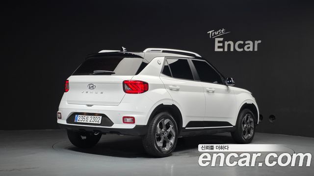 Hyundai Venue из Кореи Encar