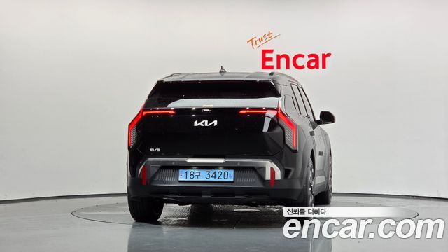 Kia EV3 Long Range 2WD Earth — пробег 41 535 км — фото 4 из 5