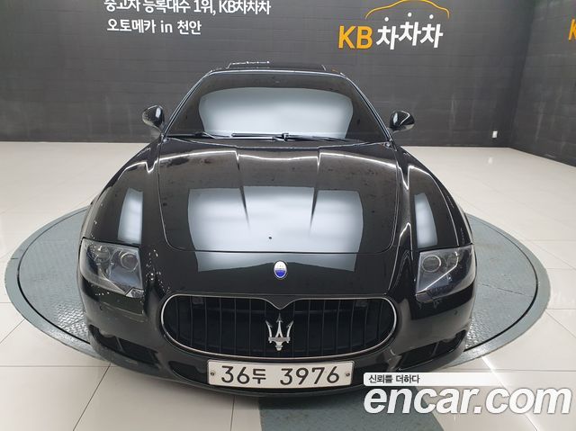 Maserati Quattroporte S 4.7 V8 Sport GT — пробег 143 308 км — фото 3 из 5