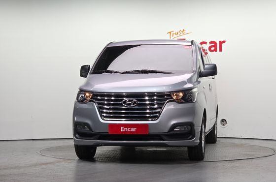 Hyundai Starex 12-Seater LPi Smart — пробег 170 524 км — фото 3 из 5