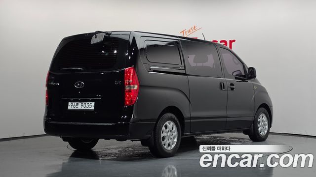 Hyundai Starex 5-Seater VAN CVX Deluxe — пробег 74 541 км — фото 2 из 5