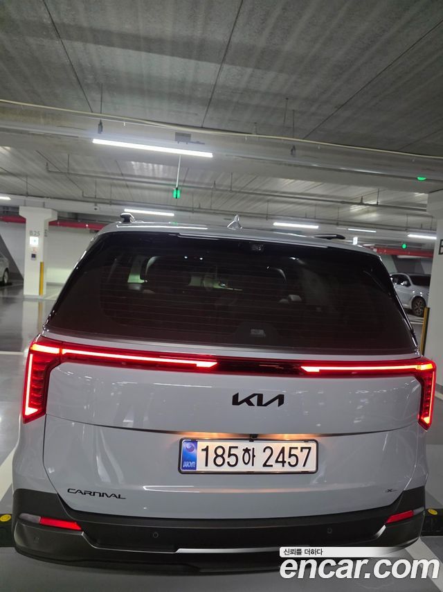 Kia Carnival HEV 7-Seater X Line — пробег 2 000 км — фото 5 из 5