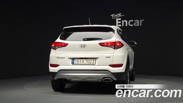 Hyundai Tucson Diesel 1.7 2WD Smart — пробег 96 843 км — фото 4 из 5