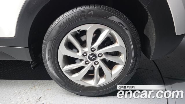Hyundai Tucson Diesel 1.7 2WD Smart — пробег 96 843 км — фото 5 из 5