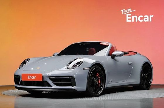Porsche 911 Carrera 4 GTS Cabriolet — пробег 12 422 км — фото 1 из 5