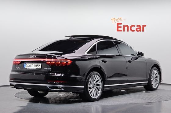 Audi A8 55 TFSI Quattro LWB — пробег 87 408 км — фото 2 из 5