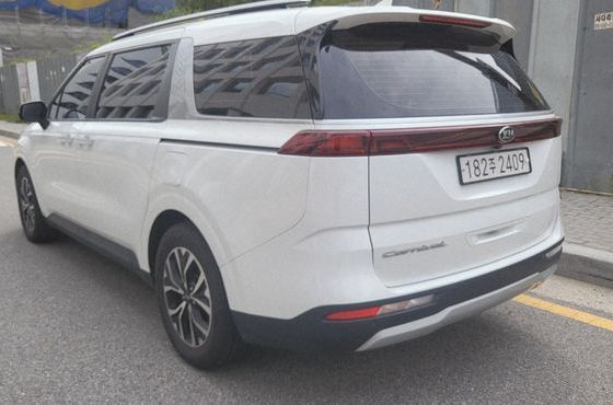 Kia Carnival Diesel 9-Seater Prestige — пробег 109 084 км — фото 4 из 5