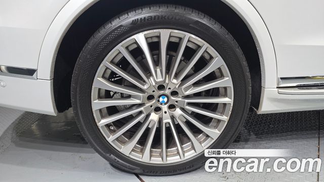 BMW X7 xDrive 40d Design Pure Excellence 7-Seater — пробег 80 804 км — фото 5 из 5