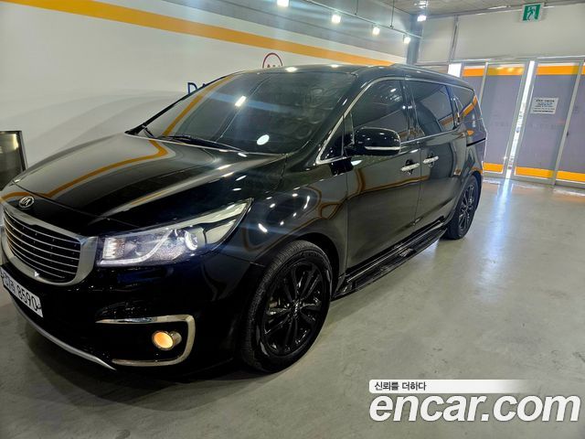 Kia Carnival из Кореи Encar