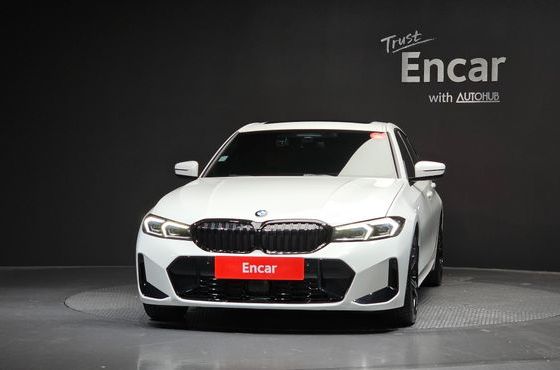 BMW 3-Series 320i M Sport — пробег 14 912 км — фото 3 из 5