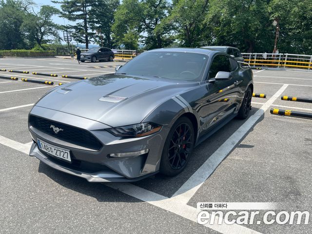 Ford Mustang Coupe — пробег 39 500 км — фото 1 из 5