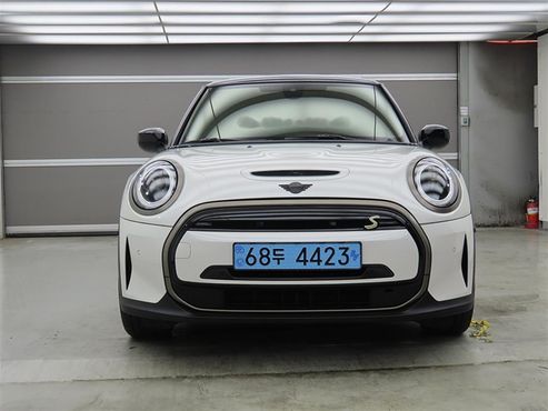Mini Cooper Resolute Edition 3rd — пробег 27 762 км — фото 2 из 5