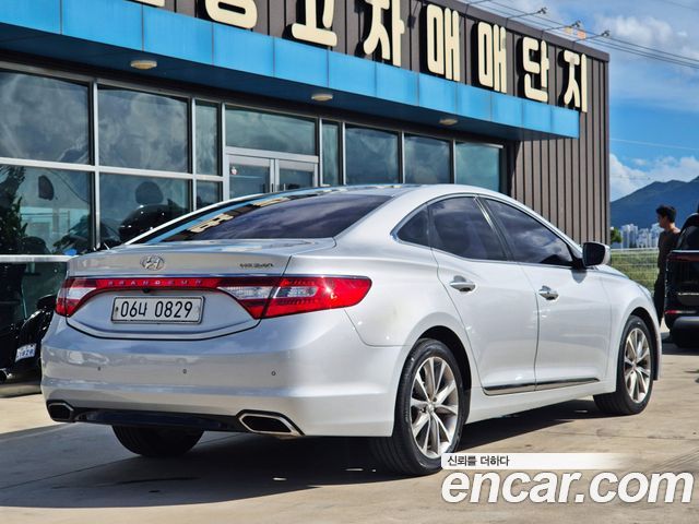 Hyundai Grandeur HG240 Modern — пробег 245 091 км — фото 4 из 5