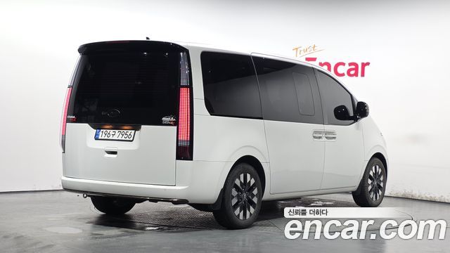 Hyundai Staria из Кореи Encar