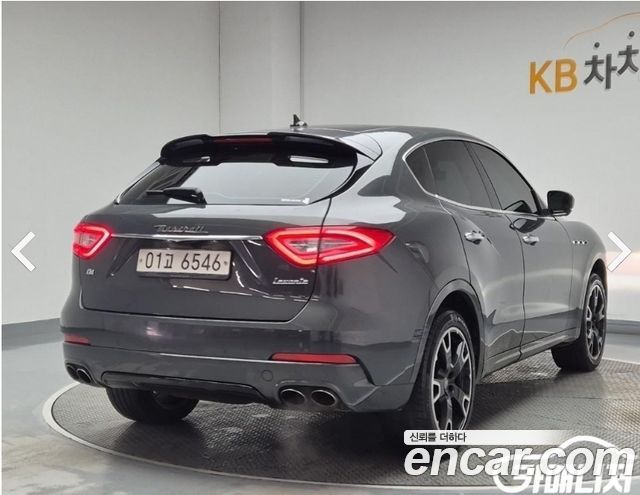 Maserati Levante из Кореи Encar
